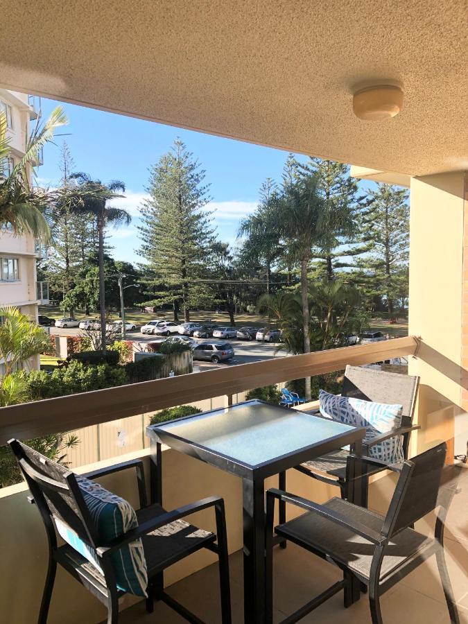 Oceania On Burleigh Beach Gold Coast Exterior photo