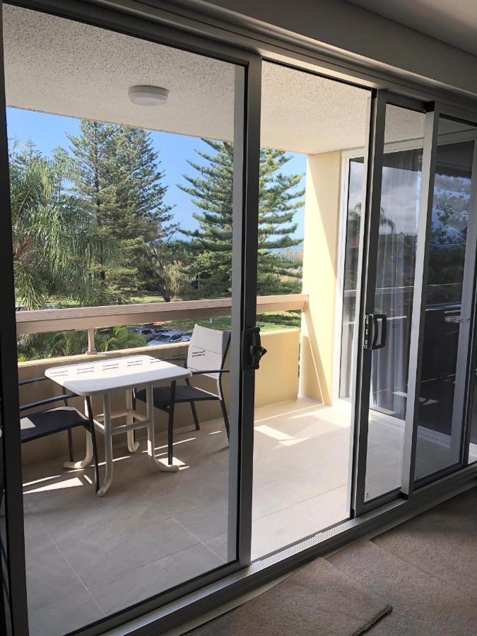 Oceania On Burleigh Beach Gold Coast Exterior photo
